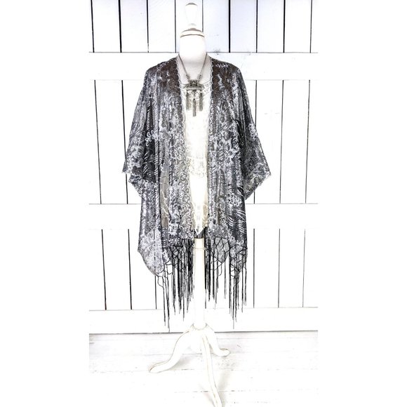 Silver and black sequin sheer kimono cover up jacket - Picture 5 of 6